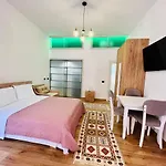 Zarina Apartment *
