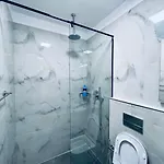 Zarina Tirana